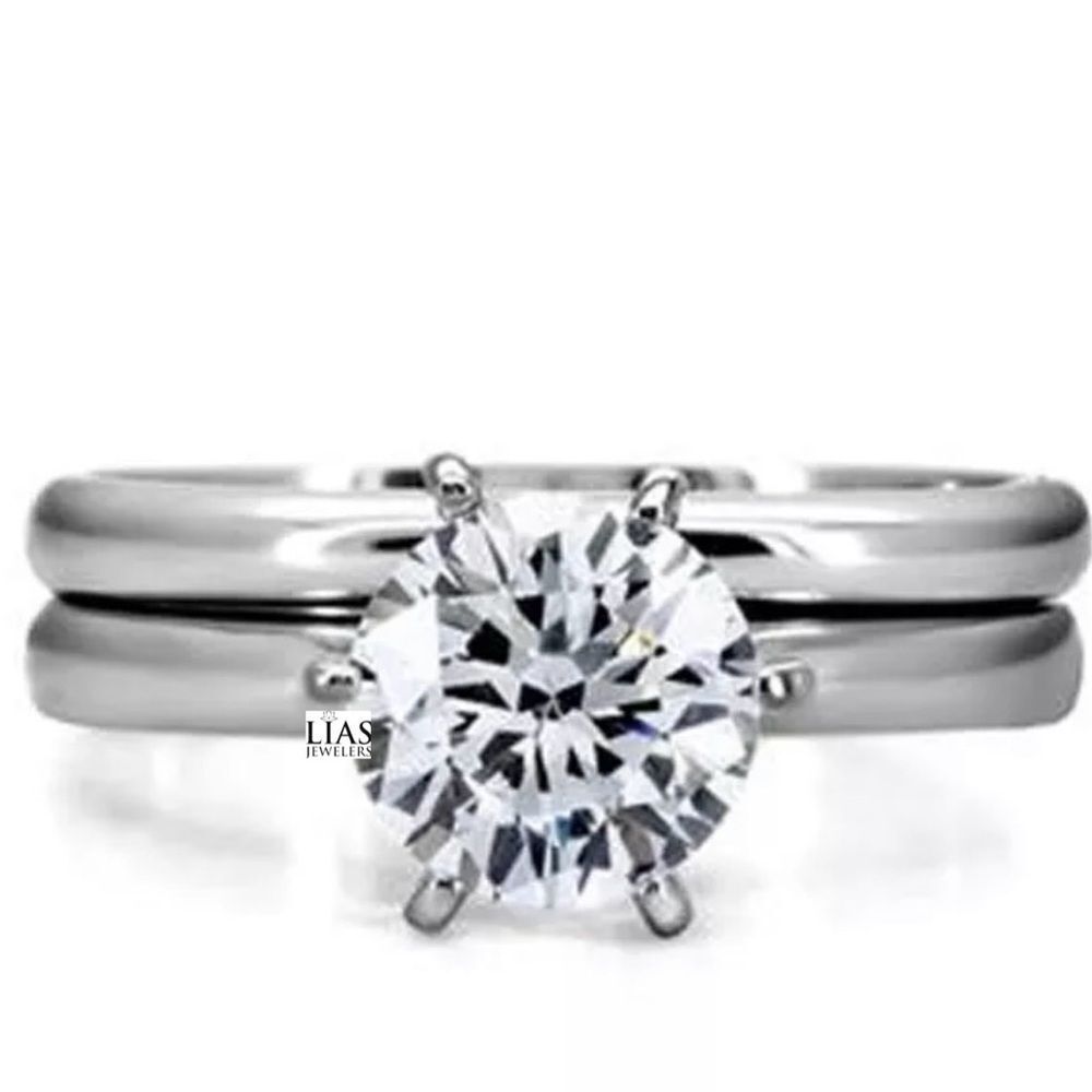 New 18k white gold wedding ring set
